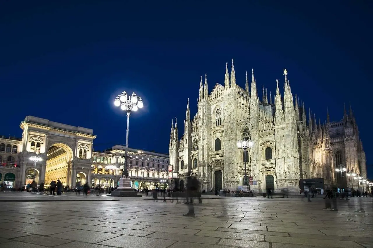 Castello Duomo Milano Apartment